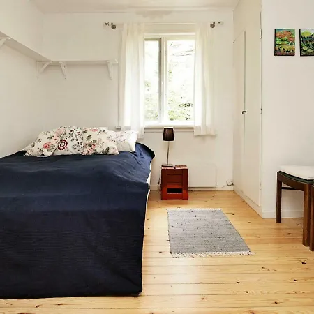 Three-bedroom Holiday In 2 Hornbæk