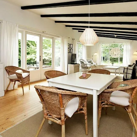 Prázdninový dům Three-bedroom Holiday In 2 Hornbæk